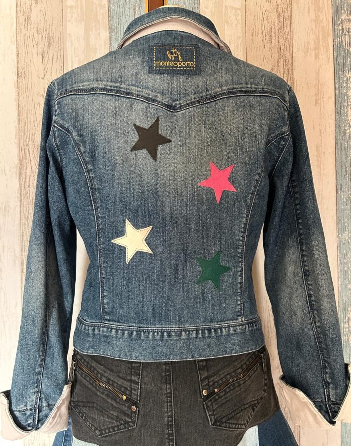 CHAQUETA CUSTOMIZADA ESTRELLAS COLORES T.M - Imagen 3