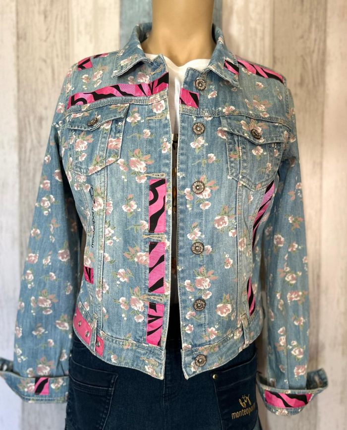 CHAQUETA CUSTOMIZADA M/LARGA FLORES T.S/M - Imagen 2