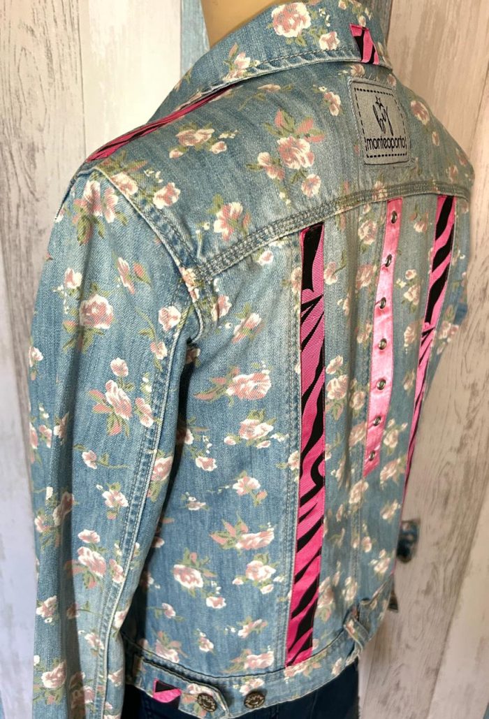 CHAQUETA CUSTOMIZADA M/LARGA FLORES T.S/M - Imagen 3